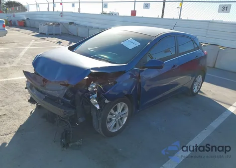 2014 Hyundai Elantra Gt z USA, uszkodzony, nr VIN KMHD35LH9EU233152